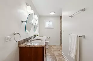 1108 N Main St, Wheaton, IL 60187 - Photo 10