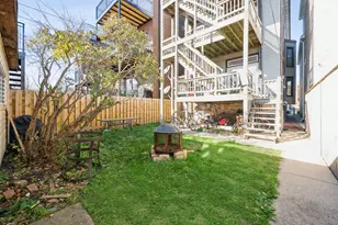 1753 W Cornelia Ave, Chicago, IL 60657 - Photo 16