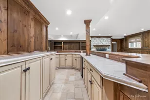 6918 Inverway Dr, Lakewood, IL 60014 - Photo 42