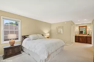 375 Sunset Dr, Northfield, IL 60093 - Photo 14