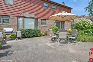 375 Sunset Dr, Northfield, IL 60093 - Photo 24