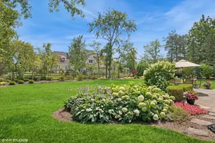 375 Sunset Dr, Northfield, IL 60093 - Photo 26