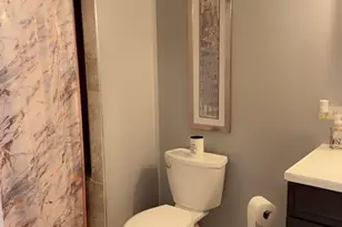 8034 S Clyde Ave, Chicago, IL 60617 - Photo 6