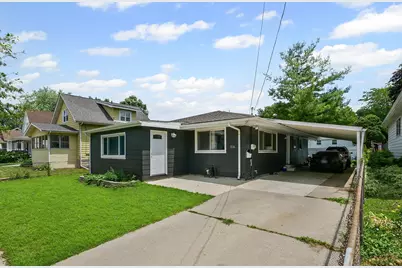 1226 Low Street, Bloomington, IL 61701 - Photo 2