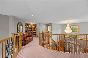 36 Oak Bluff Ct, Naperville, IL 60565 - Photo 24