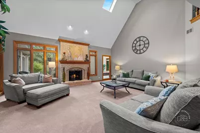 36 Oak Bluff Court, Naperville, IL 60565 - Photo 10