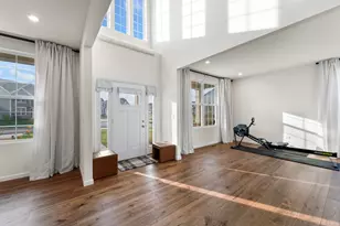 940 Treeline Dr, Algonquin, IL 60102 - Photo 2