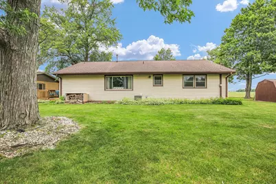 210 N Prospect Avenue, Savoy, IL 61874 - Photo 28