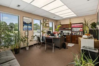 315-345 W Northwest Highway #315-319, Palatine, IL 60067 - Photo 8