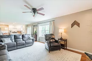 13561 Buck Rd, Bloomington, IL 61705 - Photo 18