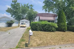 10 Meadowlark Ln, Beecher, IL 60401 - Photo 2