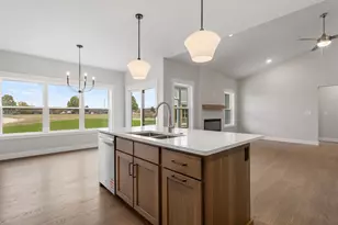 1 Forest Ct, Monticello, IL 61856 - Photo 10