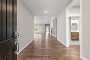 4 Forest Dr, Monticello, IL 61856 - Photo 4