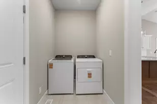 4 Forest Dr, Monticello, IL 61856 - Photo 12