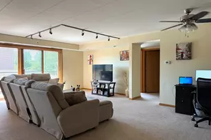 6820 W Winding Trail, Oak Forest, IL 60452 - Photo 4