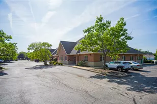 1425 Essington Rd, Joliet, IL 60435 - Photo 4