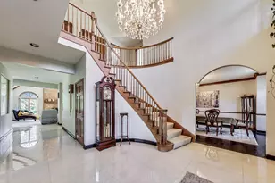 33 N Liberty Dr, South Barrington, IL 60010 - Photo 2