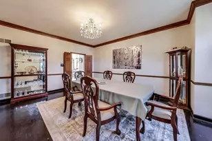 33 N Liberty Dr, South Barrington, IL 60010 - Photo 4