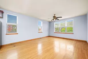 6220 S Kenwood Ave, Chicago, IL 60637 - Photo 2