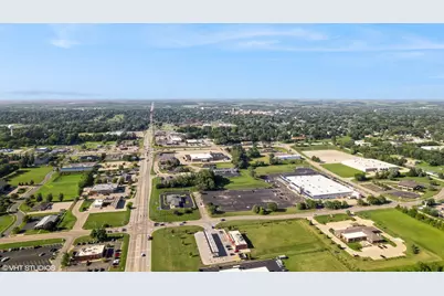 731 Midwest Court, Freeport, IL 61032 - Photo 60