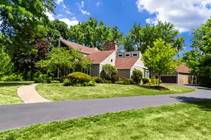 20785 N Meadows Ct, Kildeer, IL 60047 - Photo 2