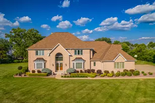 284 Barrington Ln, Bourbonnais, IL 60914 - Photo 2