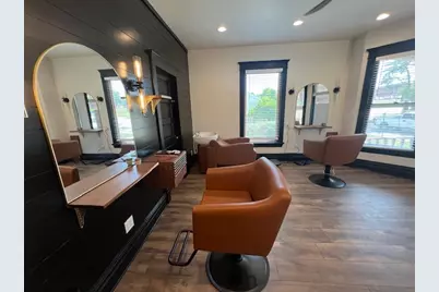 210 N Madison Street, Woodstock, IL 60098 - Photo 6