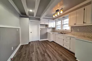 304 W Morrell St, Streator, IL 61364 - Photo 10