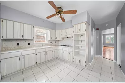 1802 S 50th Avenue, Cicero, IL 60804 - Photo 16