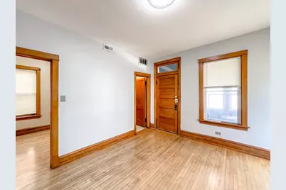 4322 W Kamerling Avenue #2, Chicago, IL 60651 - Photo 4