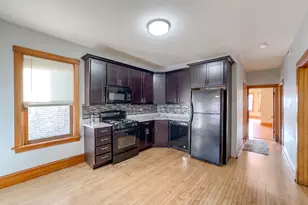 4322 W Kamerling Ave, Chicago, IL 60651 - Photo 2