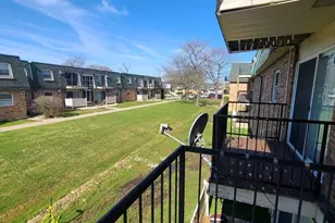 9950 S 84th Terrace, Palos Hills, IL 60465 - Photo 10