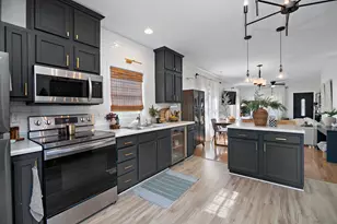 443 W Water St, Kankakee, IL 60901 - Photo 8