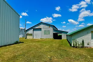 1184 Il Route 10, Monticello, IL 61856 - Photo 10