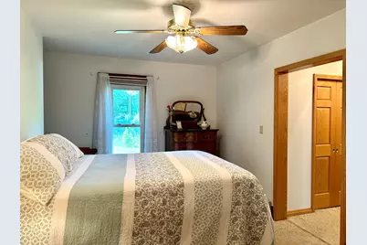 1184 Il Route 10, Monticello, IL 61856 - Photo 38