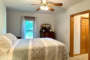 1184 Il Route 10, Monticello, IL 61856 - Photo 38