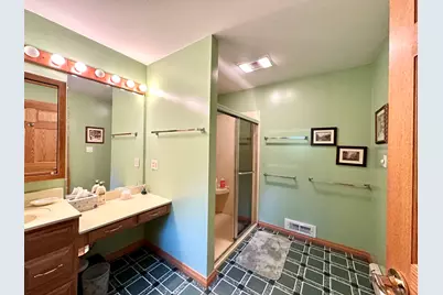 1184 Il Route 10, Monticello, IL 61856 - Photo 44