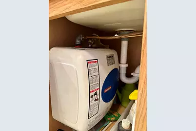 1184 Il Route 10, Monticello, IL 61856 - Photo 32