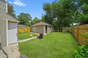 14137 Greenwood Rd, Dolton, IL 60419 - Photo 22