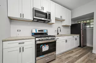 14137 Greenwood Rd, Dolton, IL 60419 - Photo 4