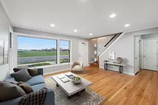 749 E 154th St, South Holland, IL 60473 - Photo 4