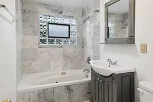 749 E 154th St, South Holland, IL 60473 - Photo 14