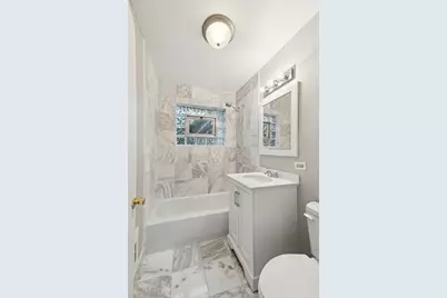 749 E 154th Street, South Holland, IL 60473 - Photo 16