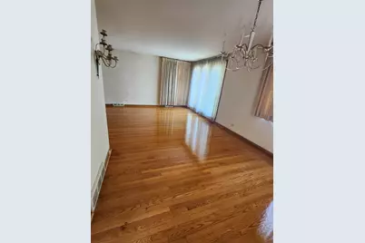 9108 S Euclid Avenue, Chicago, IL 60617 - Photo 4