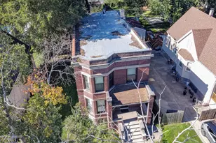 9976 S Winston Ave, Chicago, IL 60643 - Photo 1