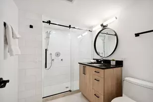 5426 N Western Ave, Chicago, IL 60625 - Photo 12