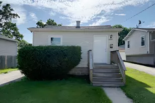 1023 N Elmwood Ave, Waukegan, IL 60085 - Photo 34