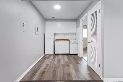 6244 W 64th Place #104, Chicago, IL 60638 - Photo 8