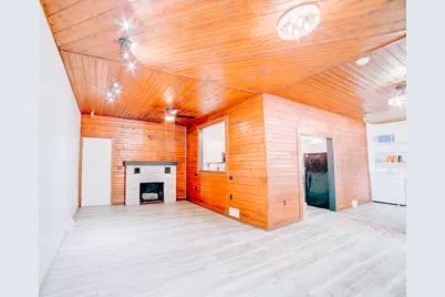 100 E Lyle Street, Milford, IL 60953 - Photo 32