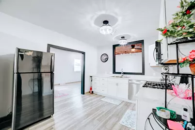 100 E Lyle Street, Milford, IL 60953 - Photo 18